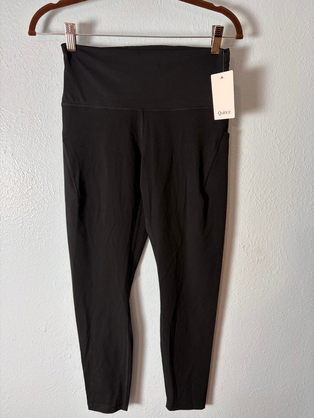 Quince Ultra-Form High Rise Pocket Leggings Black M NWT athleisure Activewear